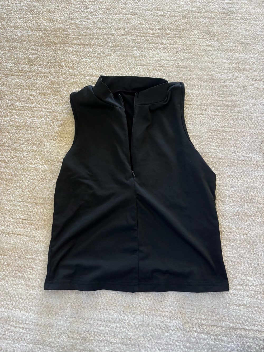Black Sleeveless Cropped Top - Classic Women's Tank